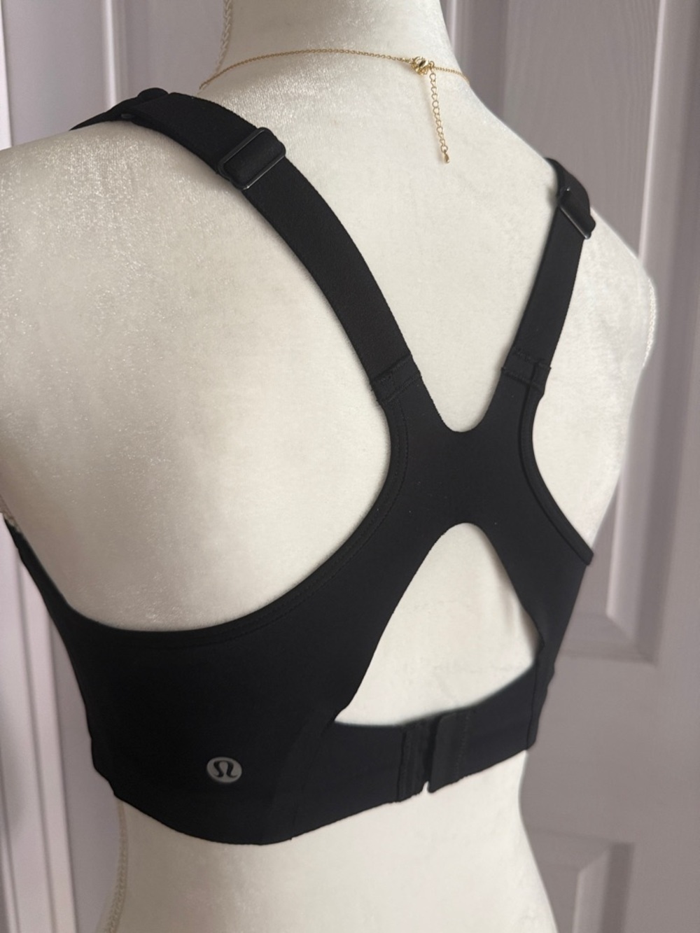 Lululemon Ultralu Square Neck Black Workout Medium Impact Bra